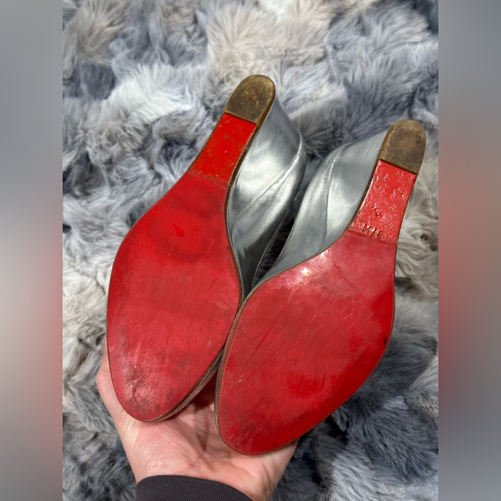 Christian Louboutin silver wedge 37 1/2 - Picture 8 of 13